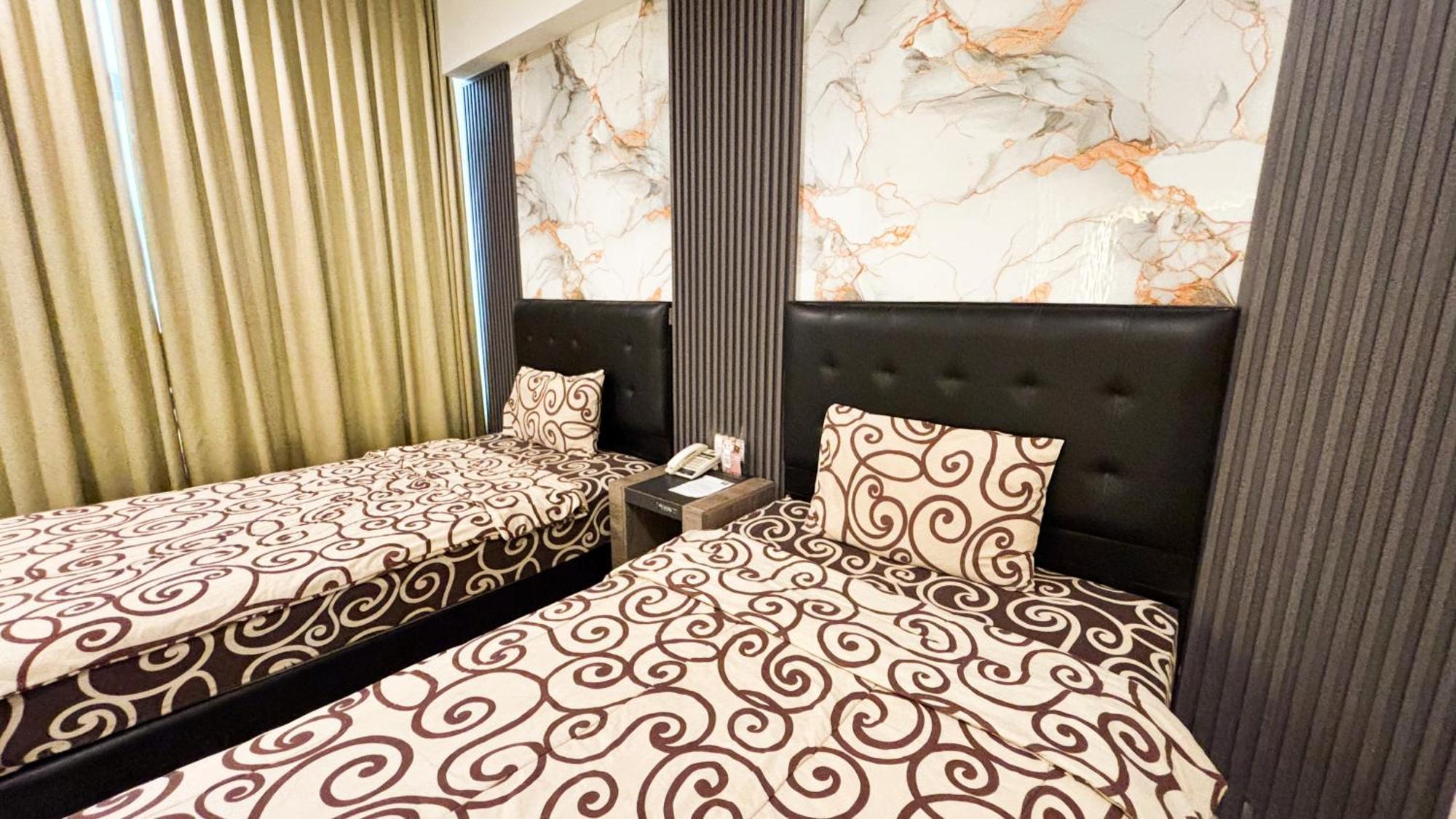 Utc Hotel Семаранг Экстерьер фото